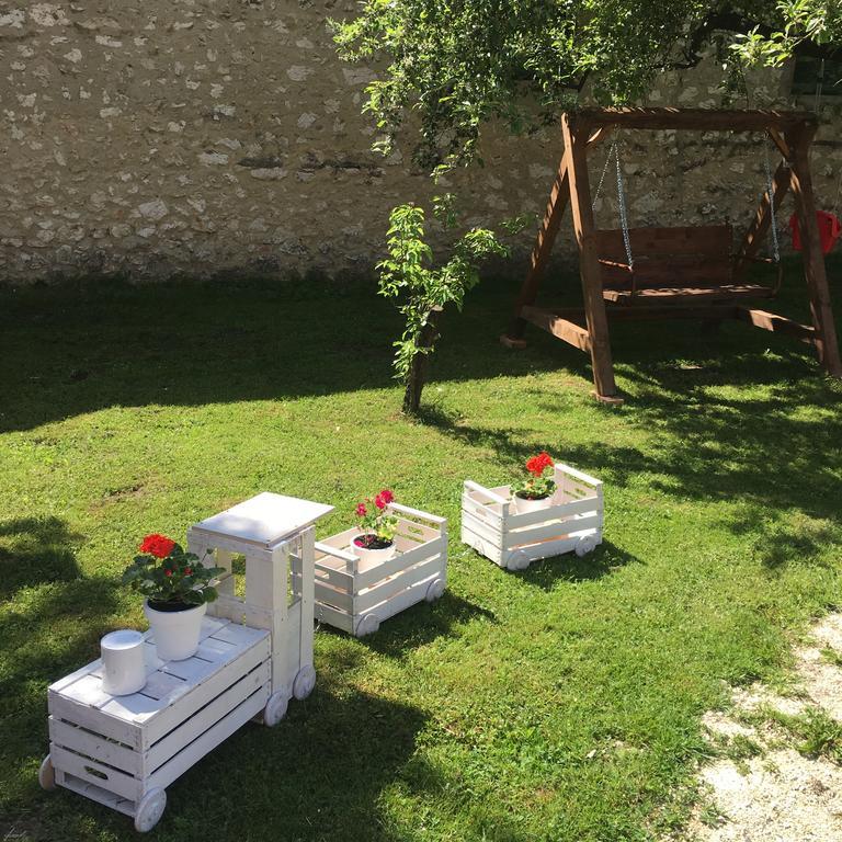 Liliom Vendégház Bakonybél Exterior foto